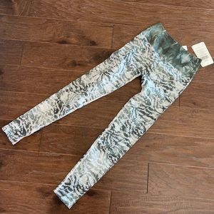 Fabletics high waisted seamless legging